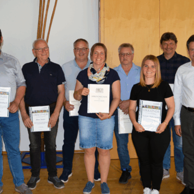 Ehrung langjähriger Mitarbeiter beim Frühlingsfest der Firma Möhringer
